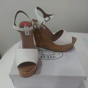 Steve Madden Korkey Women’s White Leather Wedge